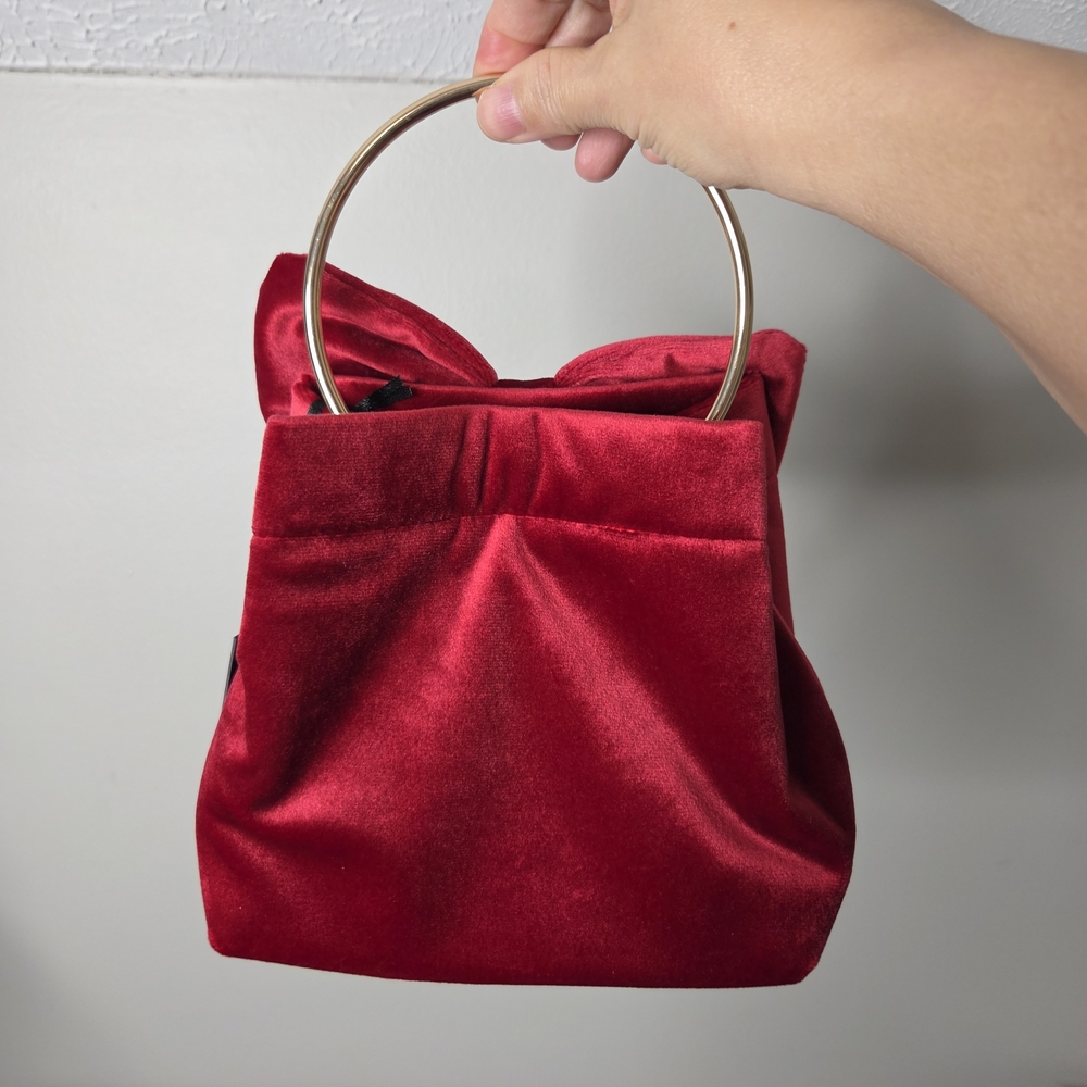 House of Harlow 1960 Red Velvet Bow Ring-Handle Clutch - Picture 3 of 8